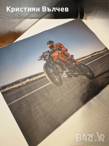 Ducati Yamaha Aprilia каска ръкавици боне масичка за писта, снимка 6 - Аксесоари и консумативи - 53143398