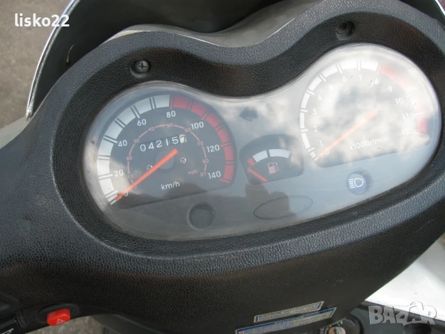 продавам скутер, снимка 4 - Мотоциклети и мототехника - 50783138