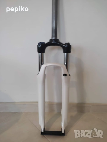 Продавам колелавнос от Германия НОВА алуминиева вилка SR SUNTOUR XCM FPB 402 SA 26 цола диск