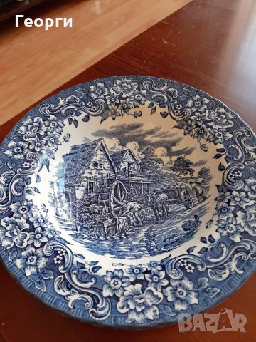 Порцеланова чиния Royal Tudor Ware, снимка 2 - Чинии - 32079819