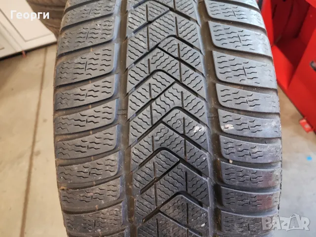 2бр.зимни гуми 255/40/18 Pirelli, снимка 1 - Гуми и джанти - 47881290