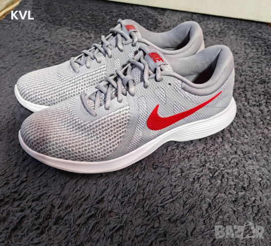 Nike маратонки, 42.5, снимка 13 - Маратонки - 44695772
