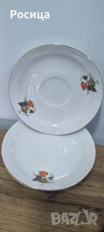 Български порцеланови чинии и чаши