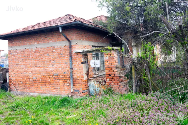 КЪЩА област Ст Загора, с. Даскал-Атанасово, снимка 3 - Къщи - 49696435