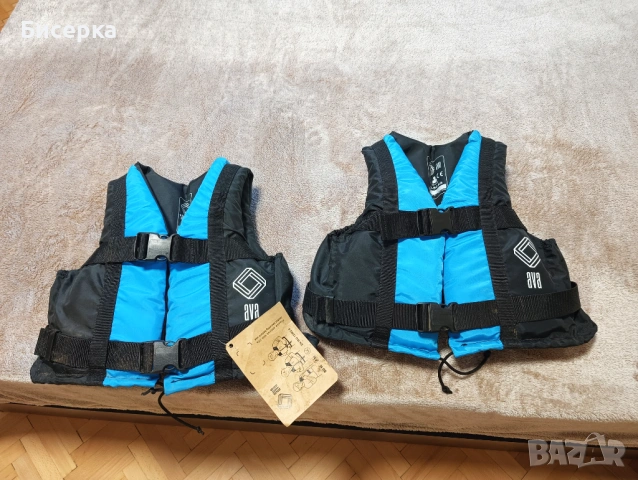 Жилетки размер 35-40 кг