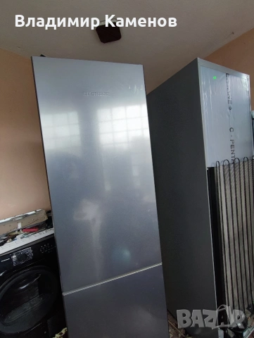 Хладилник Liebherr на части 