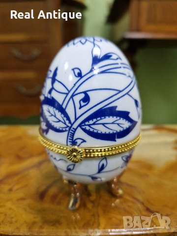 Рядко антикварно колекционерско порцеланово яйце- NEUNDORF , снимка 1 - Антикварни и старинни предмети - 44552201