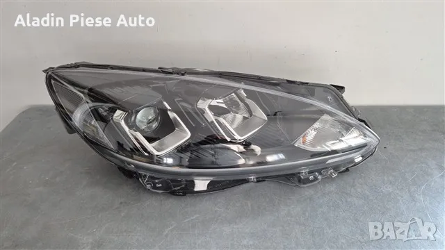 Фар десен Ford Kuga година 2021 2022 2023 2024 Лупа Led Халоген код LV4B13W029AK, LV4B-13W029-AK 