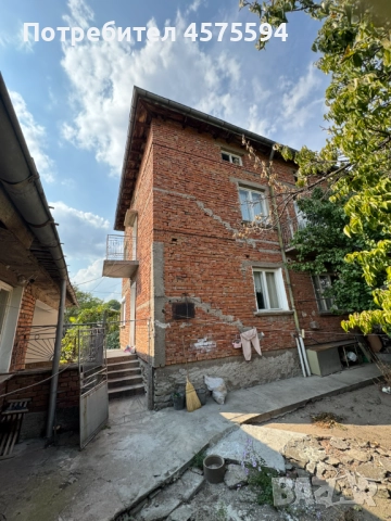 Продава къща с гараж в Симеоновград, Център, снимка 3 - Къщи - 51487663