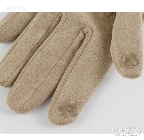Нови дамски бежови ръкавици с пухче, снимка 6 - Ръкавици - 52777435