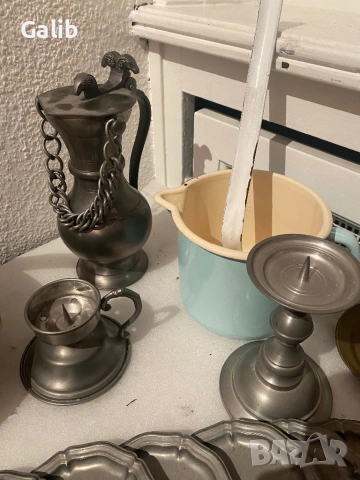 Калаени старинни предмети, часовник, свещник, чайник, подложки за чаши, снимка 6 - Антикварни и старинни предмети - 54058316