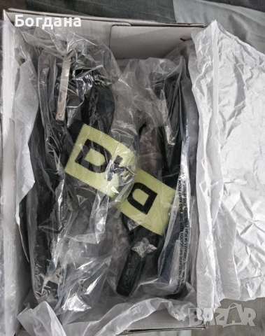 Сандали DKNY Amber, снимка 4 - Сандали - 53981663