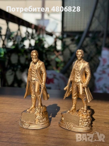 Фигурки на Васил Левски и Христо Ботев, снимка 3 - Фигурки - 54302298