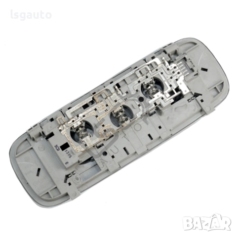 Заден плафон Volkswagen Golf VI 2008-2016 ID:149193, снимка 2 - Части - 51604590