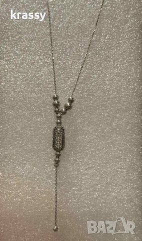 Страхотно нежно сребърно дамско колие с топчета и продълговата висулка с камъни