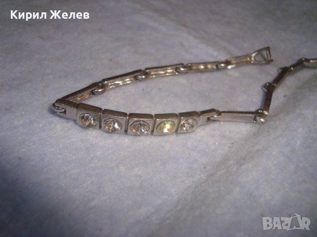 КРАСИВА ФИНА ФЕШЪН АРТ ПОСРЕБРЕНА ГРИВНА с ЮВЕЛИРНО ФАСЕТИРАНИ ЦИРКОНИ 15365, снимка 6 - Гривни - 37072470