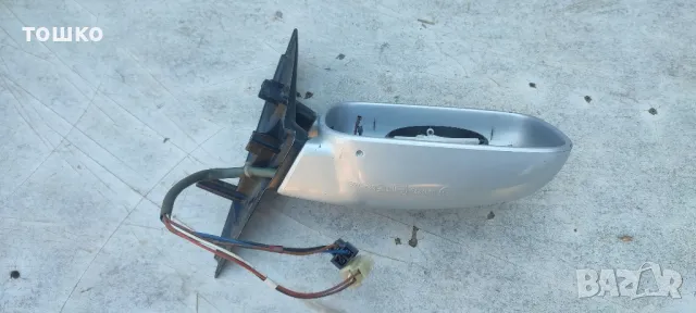 Дясно огледало за фолксваген пасат Б4, снимка 2 - Части - 47906620