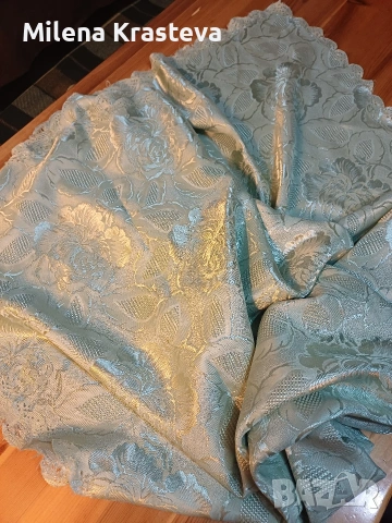 Луксозна покривка, снимка 3 - Покривки за маси - 53281621