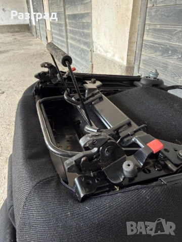 Трети ред седалки Пежо 307, снимка 8 - Части - 53901603