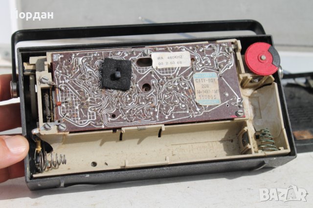 Радио ''grundig city boy'', снимка 6 - Радиокасетофони, транзистори - 38258289