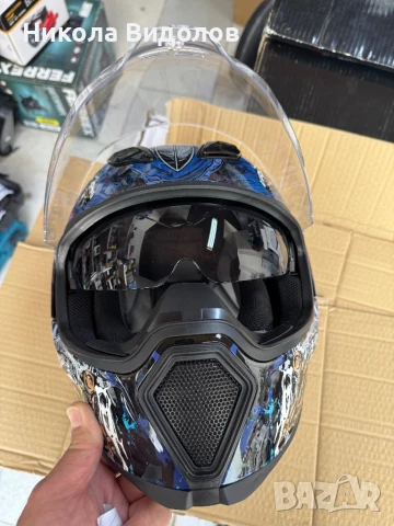 Мотоциклетна каска, снимка 2 - Аксесоари и консумативи - 50624762