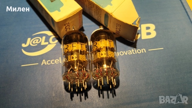 2 бр ЕСС88 RFT радиолампи , снимка 4 - Други - 52230329