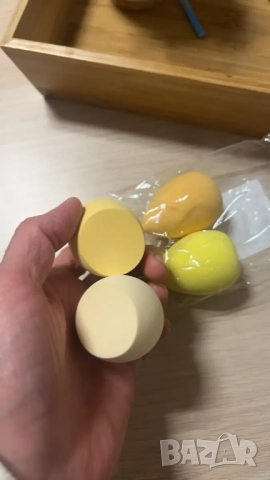 Комплект от 4 бр. тампони за нанасяне на грим , снимка 2 - Комплекти и лотове - 51802229