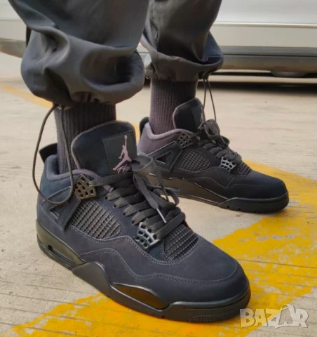 Air Jordan 4 “Black Cat” 2020 Retro номер 42 оригинални маратонки , снимка 2 - Маратонки - 50525159