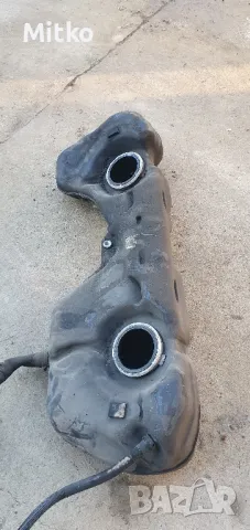 Резервоар BMW E81 , снимка 2 - Части - 48506799