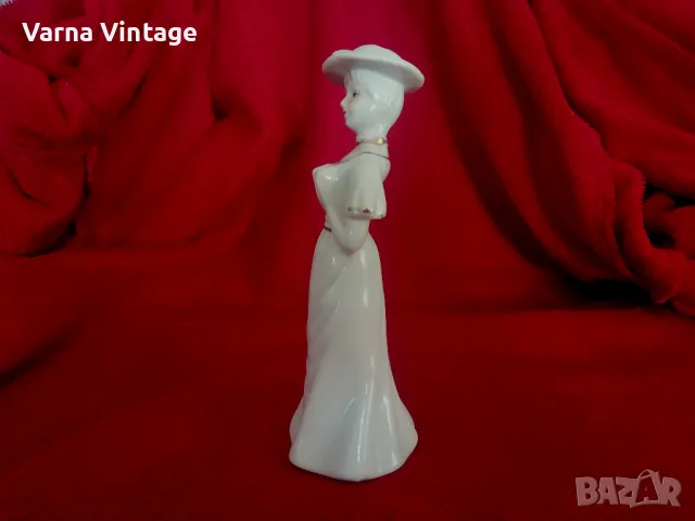 Порцеланова статуетка Лейди, снимка 3 - Антикварни и старинни предмети - 49297252