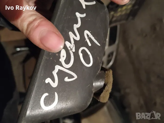 Бутони ел.  стъкла за Renault Scenic 2002g, снимка 2 - Части - 48642546