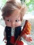 Стара гумена кукла в носия с гайда , снимка 2