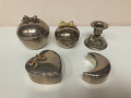 Метални посребрени кутии за бижута с панделка и свещник, снимка 1 - Колекции - 44733329