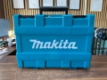 НОВ Електрически къртач Makita HM0871C,8.1 J, 1100 W, Гаранция, снимка 4