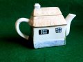 малък порцеланов чайник-къщичка, снимка 7