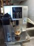 Кафеавтомат Делонги Капучино с кана, работи отлично и прави хубаво кафе с каймак и капучино , снимка 1 - Кафемашини - 42521408