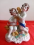 Capodimonte Стара Порцеланова Статуетка ХЕРУВИМИ 1900г, снимка 1