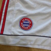 Къси панталони adidas bayern vintage адидас оригинални футбол мъжки L, снимка 6 - Спортни дрехи, екипи - 40002584