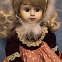 Страхотна Порцеланова кукла, снимка 5 - Колекции - 34145952