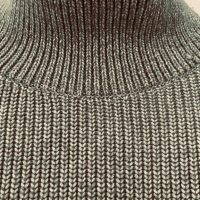 Разкошен пуловер кроп цвят olive , снимка 4 - Блузи с дълъг ръкав и пуловери - 44687054