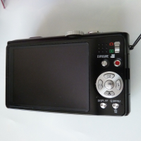 Panasonic DMC-TZ10, снимка 4 - Фотоапарати - 36549240