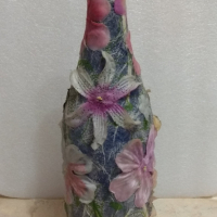 Бутилка с цветя - декупаж, ръчна изработка, снимка 2 - Други стоки за дома - 44748162