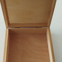 Стара дървена пирографирана кутия от Соца.16/16/5 см., снимка 2 - Други ценни предмети - 44682652