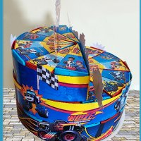 Картонена торта Пламъчко(Блейзи),покани за рожден ден,банери за стена и др., снимка 2 - Други - 39466978