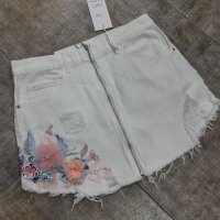 НОВА бяла дънкова пола с 3D цветя на намаление , снимка 1 - Поли - 37295184