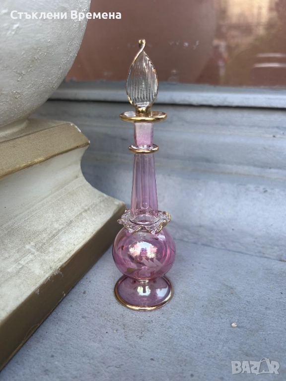 Шишенце за парфюм, снимка 1