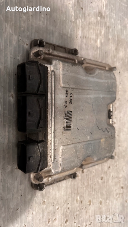 Компютър за двигател / ECU / Моторен компютър за Citroen Xsara - 0281010595  / 96.42014980, снимка 1