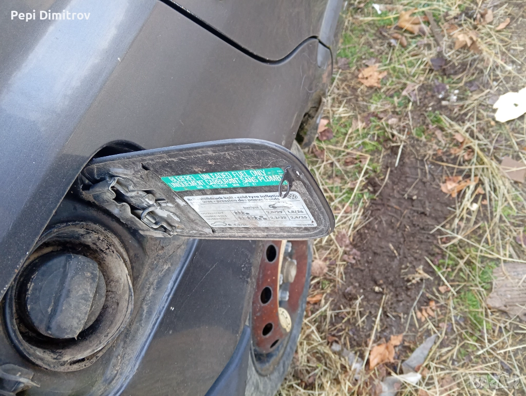 Вратичка резервоар Volkswagen Golf III Hatchback (08.1991 - 07.1998), снимка 1