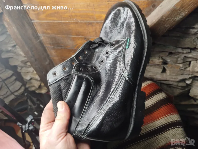 Работни обувки без пластина размер 44, снимка 1