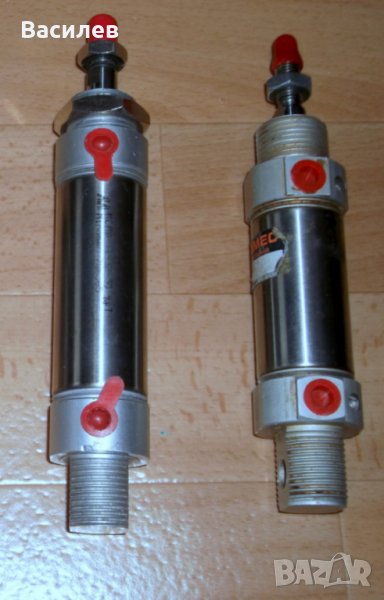 Пневматични цилиндри, G1/8, бутало с магнит за крайни изключватели, снимка 1